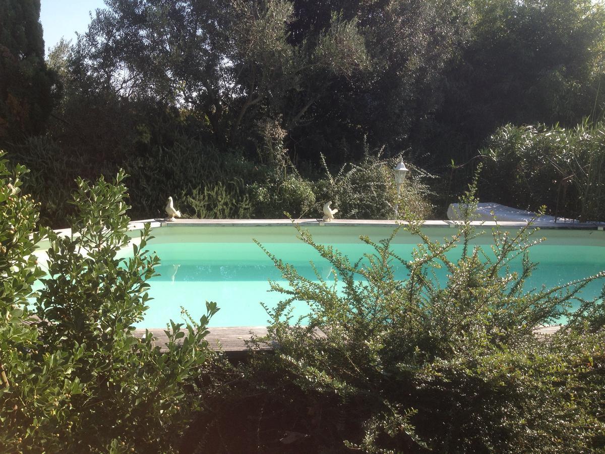 Gite La Gourmandine Saint-Andiol ภายนอก รูปภาพ